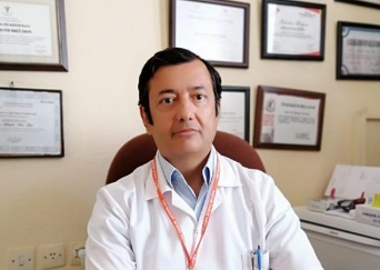 DR. HÜSEYİN NACİ EKER